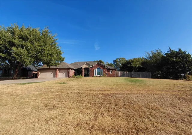 Photo 1 of Single family home for sale at 901 Driver Ln, Edmond, OK 73025 | MLS# 1251313 | Listing updated on 2026-10-05