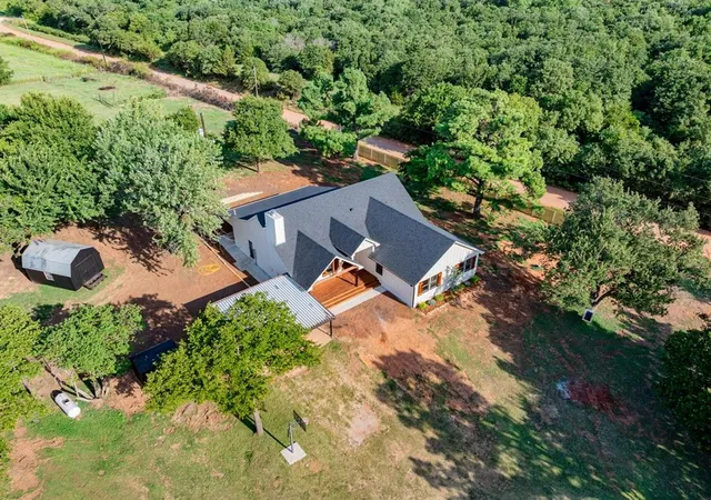 Photo 3 of Single family home for sale at 5875 W Forrest Hills Rd, Guthrie, OK 73044 | MLS# 1251314 | Listing updated on 2026-10-01