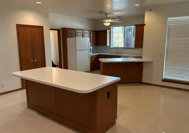Photo 4 of Single family home for sale at 53 W Shore Dr, Arcadia, OK 73007 | MLS# 1251317 | Listing updated on 2026-09-30
