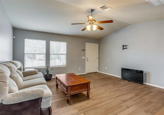 Photo 3 of Single family home for sale at 1821 Nw 143rd Street, Edmond, OK 73013 | MLS# 1251319 | Listing updated on 2026-09-29