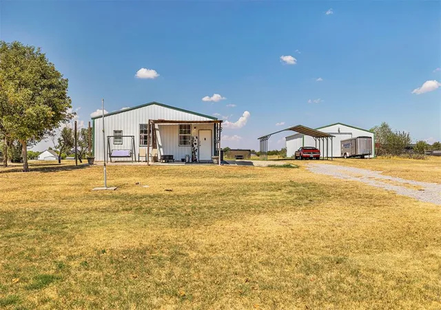 Photo 1 of Single family home for sale at 16925 W Wilshire Blvd, Yukon, OK 73099 | MLS# 1251320 | Listing updated on 2026-10-07