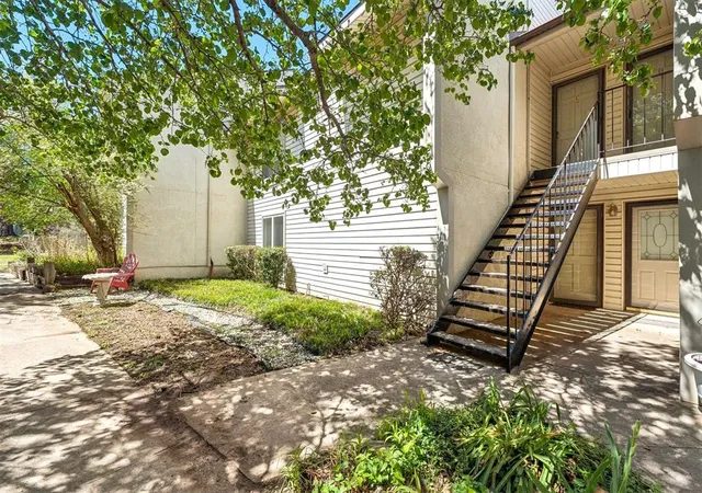 Photo 1 of Condo for sale at 850 Cardinal Crk Blvd #A, Norman, OK 73072 | MLS# 1251321 | Listing updated on 2026-09-29