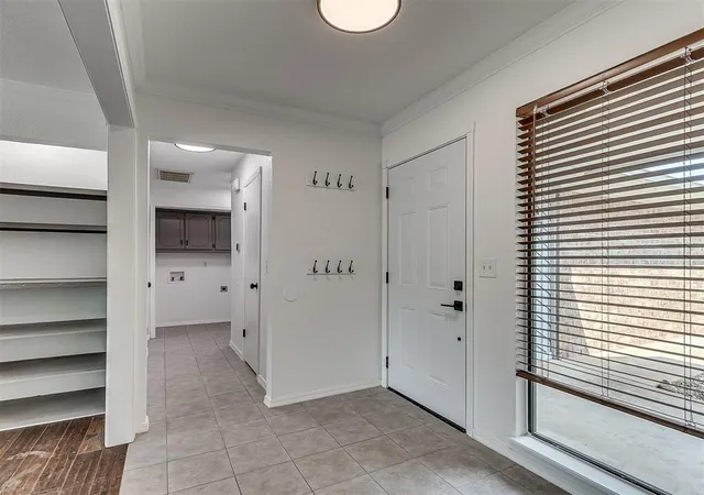 Photo 4 of Single family home for sale at 1509 Sand Springs Trl, Edmond, OK 73013 | MLS# 1251322 | Listing updated on 2026-09-29