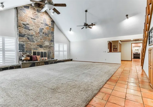 Photo 4 of Sale Pending at 11108 Bluff Crk Dr, Oklahoma City, OK 73162 | MLS# 1251324 | Listing updated on 2026-10-20