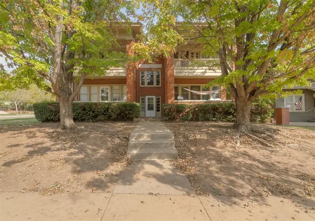 Photo 1 of Multi family home for sale at 135 Nw 17th Street, Oklahoma City, OK 73103 | MLS# 1251332 | Listing updated on 2026-10-02