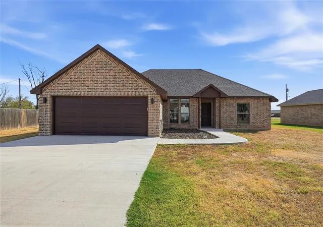 Photo 2 of Single family home for sale at 306 W 4th Street, Duke, OK 73532 | MLS# 1251335 | Listing updated on 2026-10-01
