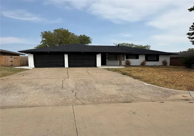 Photo 2 of Single family home for sale at 665 Nw 15th Street, Moore, OK 73160 | MLS# 1251339 | Listing updated on 2026-09-28