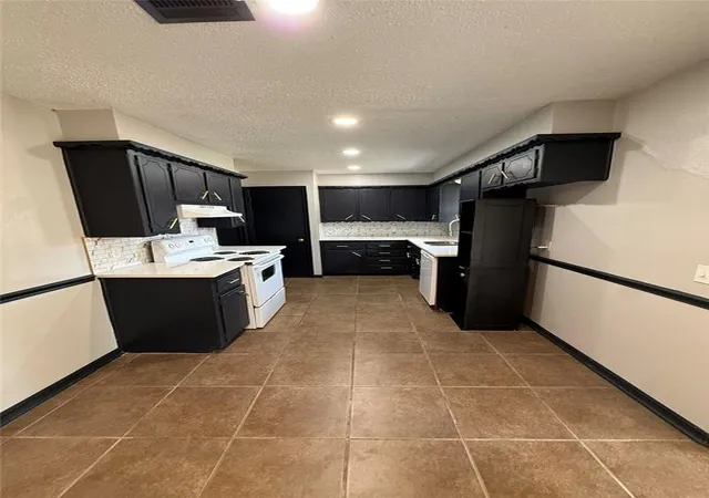 Photo 3 of Single family home for sale at 665 NW 15th Street, Moore, OK 73160 | MLS# 1251339 | Listing updated on 2026-09-28