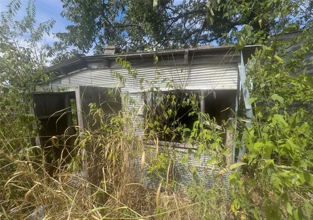 Photo 22 of Single family home for sale at 301 S 5th Street, Porum, OK 74455 | MLS# 1251342 | Listing updated on 2026-10-13