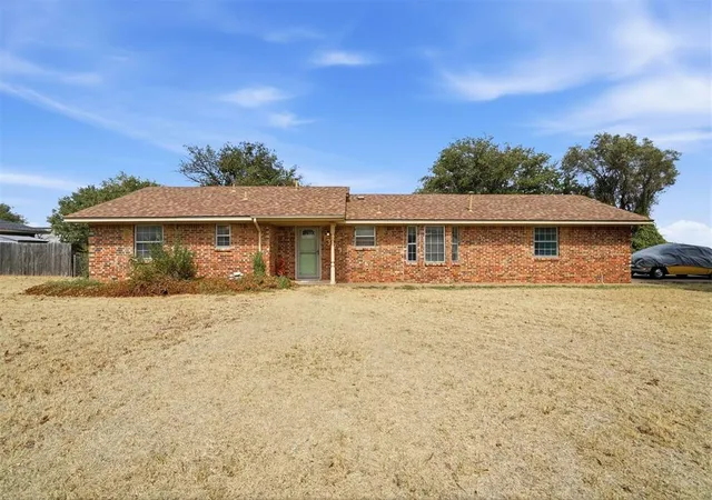 Photo 1 of Single family home for sale at 1329 Andy St, Altus, OK 73521 | MLS# 1251346 | Listing updated on 2026-10-16