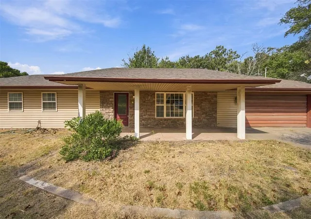 Photo 3 of Single family home for sale at 103755 S 3470 Road, Meeker, OK 74855 | MLS# 1251348 | Listing updated on 2026-10-07
