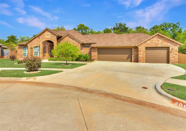 Photo 1 of Single family home for sale at 2001 Cade Ct, Norman, OK 73071 | MLS# 1251349 | Listing updated on 2026-10-07