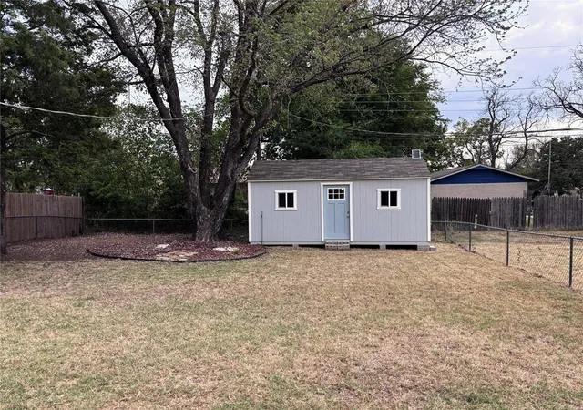 Photo 23 of Single family home for sale at 505 Franklin St, Jones, OK 73049 | MLS# 1251350 | Listing updated on 2026-10-14