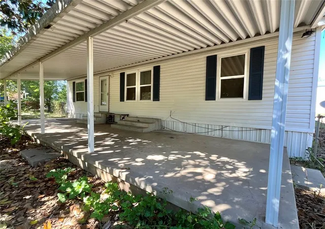 Photo 2 of Single family home for sale at 20165 W Oak, Harrah, OK 73045 | MLS# 1251354 | Listing updated on 2026-10-17