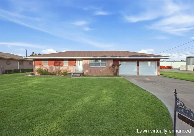 Photo 3 of Single family home for sale at 1401 A St, Snyder, OK 73566 | MLS# 1251355 | Listing updated on 2026-09-29