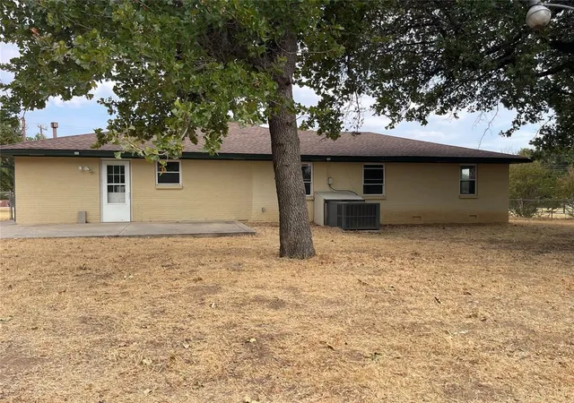 Photo 3 of Sale Pending at 3513 Elizabeth St, Choctaw, OK 73020 | MLS# 1251371 | Listing updated on 2026-10-07