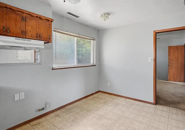 Photo 3 of Sale Pending at 1616 Melody Dr, Oklahoma City, OK 73130 | MLS# 1251373 | Listing updated on 2026-10-08
