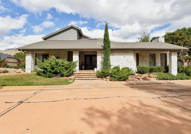 Photo 2 of Single family home for sale at 3101 Castlerock Rd #23, Oklahoma City, OK 73120 | MLS# 1251393 | Listing updated on 2026-10-14