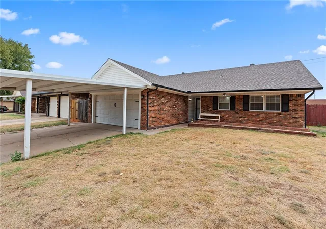 Photo 3 of Single family home for sale at 926 S Highland Dr, Mustang, OK 73064 | MLS# 1251396 | Listing updated on 2026-10-05