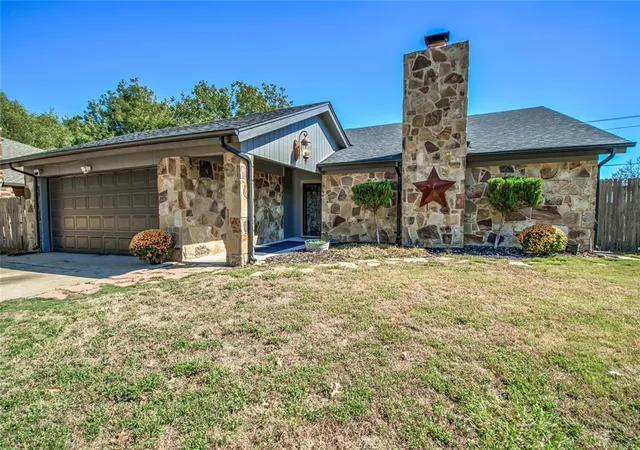 Photo 1 of Single family home for sale at 10008 Albert Ln, Yukon, OK 73099 | MLS# 1251405 | Listing updated on 2026-10-08