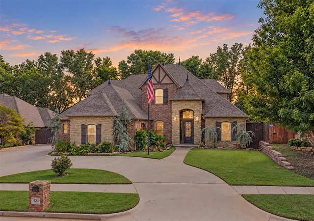Photo 2 of Single family home for sale at 420 Stonemill Blvd, Yukon, OK 73099 | MLS# 1251414 | Listing updated on 2026-10-06