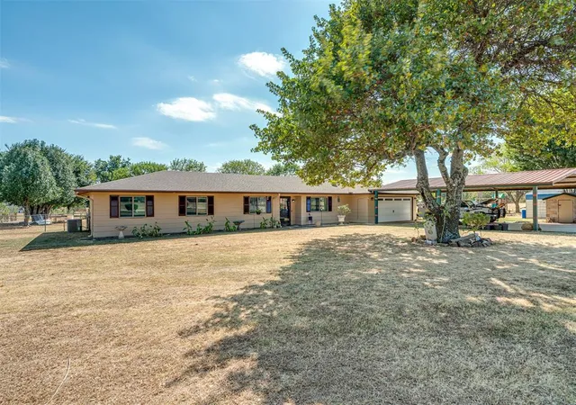 Photo 3 of Single family home for sale at 15818 Nelson Rd, Norman, OK 73026 | MLS# 1251427 | Listing updated on 2026-10-02