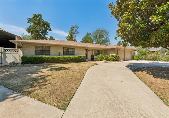 Photo 3 of Single family home for sale at 1909 N Graham Ave, Oklahoma City, OK 73127 | MLS# 1251437 | Listing updated on 2026-09-30