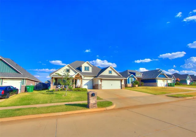 Photo 3 of Single family home for sale at 617 Side Trak Rd, Yukon, OK 73099 | MLS# 1251451 | Listing updated on 2026-10-07
