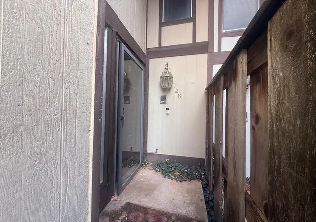 Photo 2 of Townhouse for sale at 328 Timberwind Rd, Edmond, OK 73034 | MLS# 1251454 | Listing updated on 2026-09-30