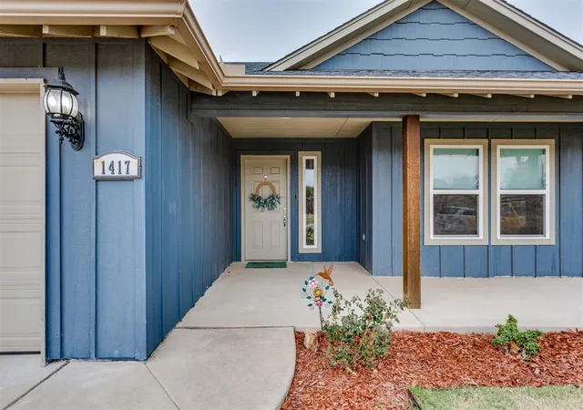 Photo 2 of Single family home for sale at 1417 Eagle Dr, Moore, OK 73160 | MLS# 1251459 | Listing updated on 2026-10-07