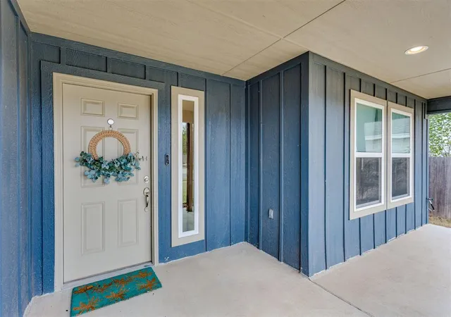 Photo 3 of Single family home for sale at 1417 Eagle Dr, Moore, OK 73160 | MLS# 1251459 | Listing updated on 2026-10-07