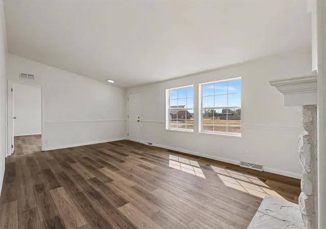 Photo 2 of Single family home for sale at 3737 Lone Tree Dr, Edmond, OK 73025 | MLS# 1251463 | Listing updated on 2026-10-06