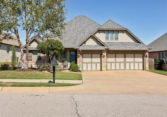 Photo 1 of Single family home for sale at 533 Newport Brg Dr, Edmond, OK 73034 | MLS# 1251496 | Listing updated on 2026-10-09