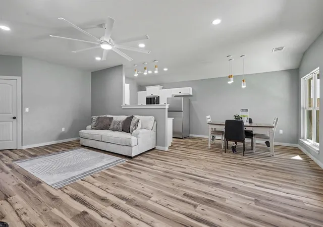 Photo 3 of Single family home for sale at 9820 Nw 144th Street, Yukon, OK 73099 | MLS# 1251503 | Listing updated on 2026-10-01