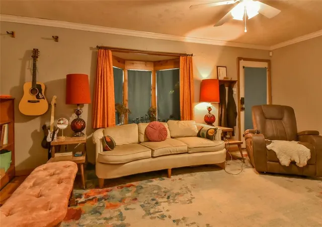 Photo 3 of Single family home for sale at 1001 N Tabor Ave, Oklahoma City, OK 73107 | MLS# 1251509 | Listing updated on 2026-10-04