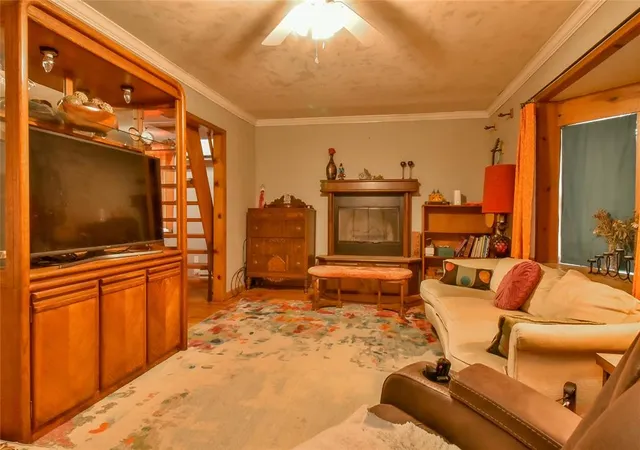 Photo 4 of Single family home for sale at 1001 N Tabor Ave, Oklahoma City, OK 73107 | MLS# 1251509 | Listing updated on 2026-10-04