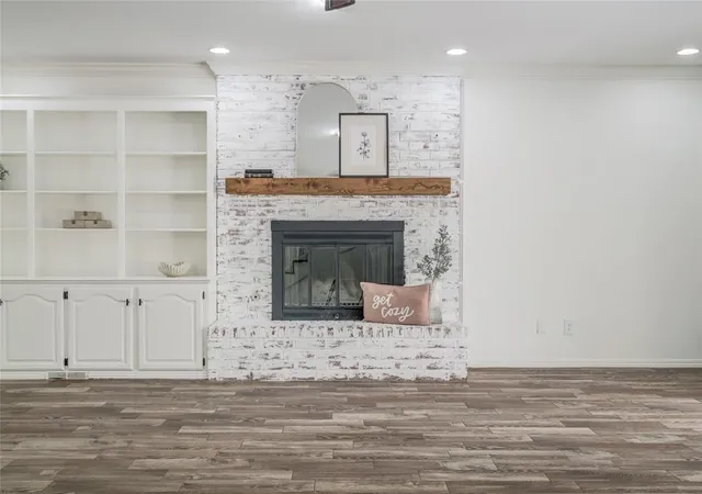 Photo 3 of Single family home for sale at 501 Pleasant Oaks Cir, Edmond, OK 73034 | MLS# 1251516 | Listing updated on 2026-10-19
