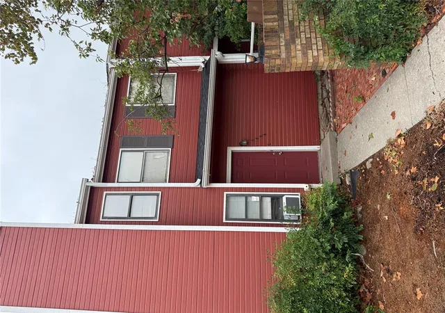 Photo 1 of Townhouse for sale at 5406 Peachtree Dr, Oklahoma City, OK 73122 | MLS# 1251525 | Listing updated on 2026-10-03