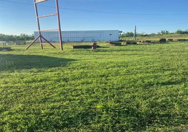 Land for sale at 402 S 3rd Street, McLoud, OK 74851 | MLS# 1251526