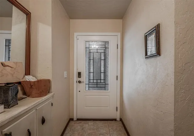 Photo 3 of Sale Pending at 2505 Southwest 91st, Oklahoma City, OK 73159 | MLS# 1251535 | Listing updated on 2026-10-08