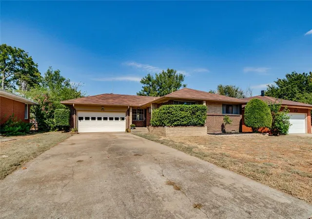 Photo 1 of Single family home for sale at 713 E Carroll Ln, Oklahoma City, OK 73110 | MLS# 1251540 | Listing updated on 2026-10-01