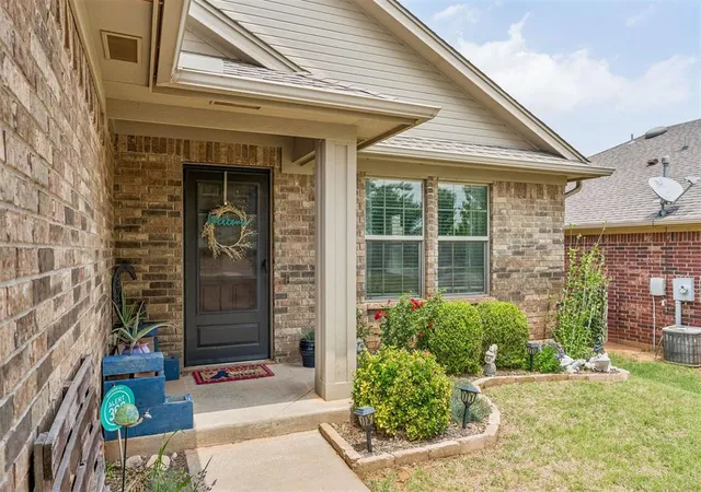 Photo 2 of Single family home for sale at 11429 Nw 130th Street, Piedmont, OK 73078 | MLS# 1251546 | Listing updated on 2026-10-02