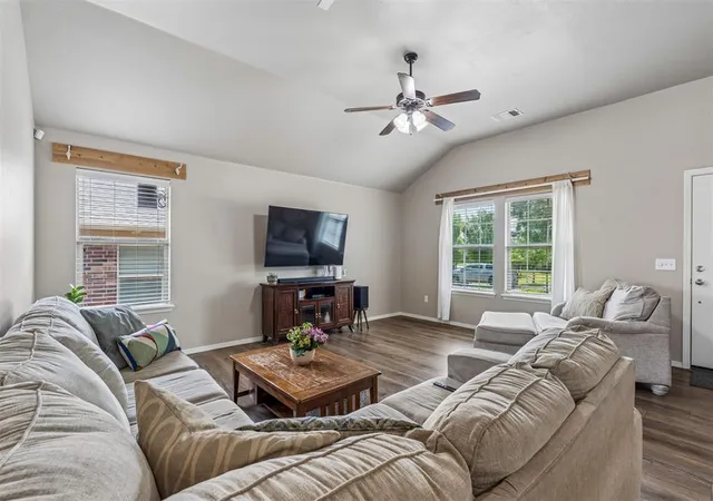 Photo 4 of Single family home for sale at 11429 NW 130th Street, Piedmont, OK 73078 | MLS# 1251546 | Listing updated on 2026-10-02