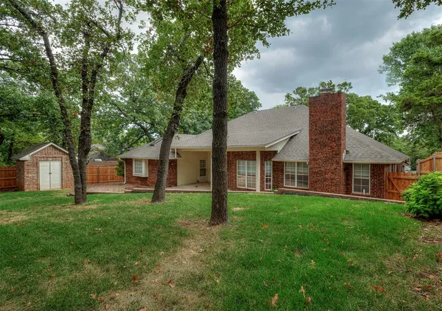 Photo 2 of Single family home for sale at 709 N Creek Dr, Edmond, OK 73034 | MLS# 1251549 | Listing updated on 2026-10-02