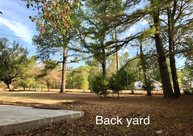 Photo 3 of Single family home for sale at 411 E Hickory St, Holdenville, OK 74848 | MLS# 1251551 | Listing updated on 2026-10-01