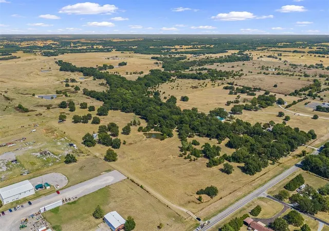 Photo 3 of Sale Pending at 40155 Highway 29, Wynnewood, OK 73098 | MLS# 1251570 | Listing updated on 2026-10-02