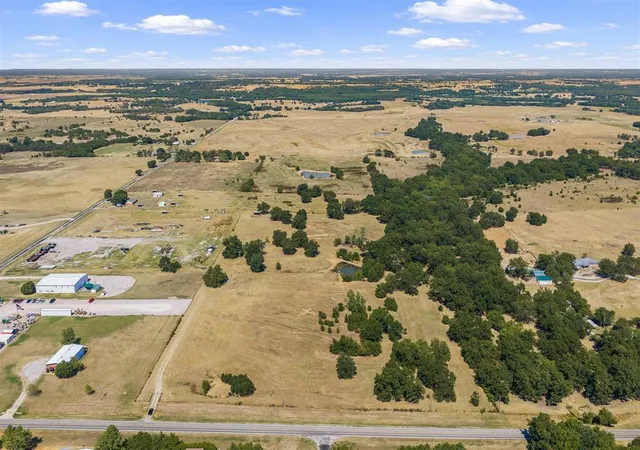Photo 4 of Sale Pending at 40155 Highway 29, Wynnewood, OK 73098 | MLS# 1251570 | Listing updated on 2026-10-02