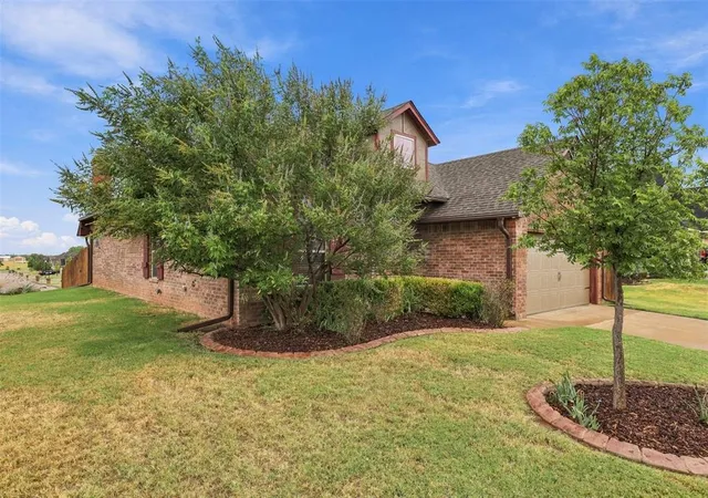 Photo 2 of Single family home for sale at 1913 Wye St, Yukon, OK 73099 | MLS# 1251574 | Listing updated on 2026-09-30