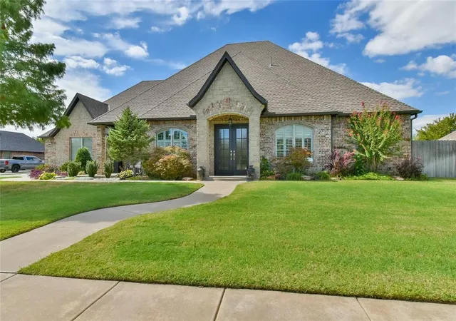 Photo 1 of Single family home for sale at 3009 Monica Ln, Moore, OK 73160 | MLS# 1251588 | Listing updated on 2026-10-11