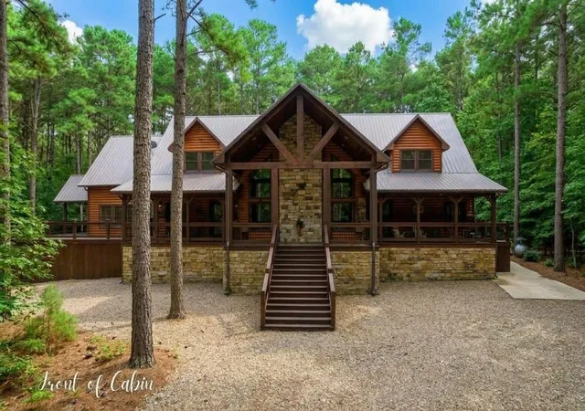 Photo 2 of Single family home for sale at 44 Pine Blf Rd, Broken Bow, OK 74728 | MLS# 1251593 | Listing updated on 2026-10-06